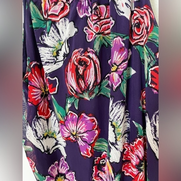 BYdesign | Women’s Purple Sleeveless Multicolored Floral Top - Picture 3 of 4